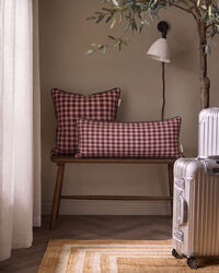 Outline Check kussen 30x70 Burgundy