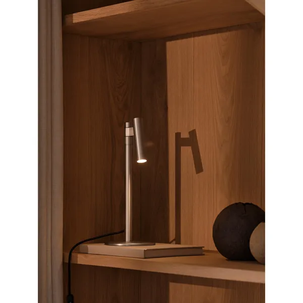 Makoto Tischlampe Satin