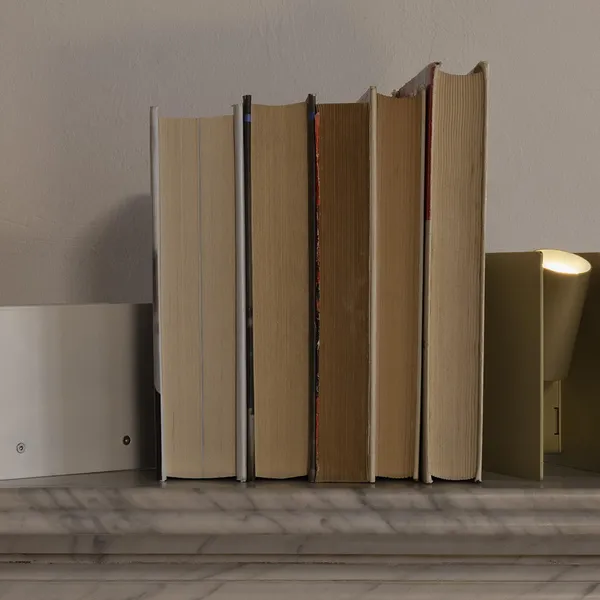 Plinth Mini Spot White