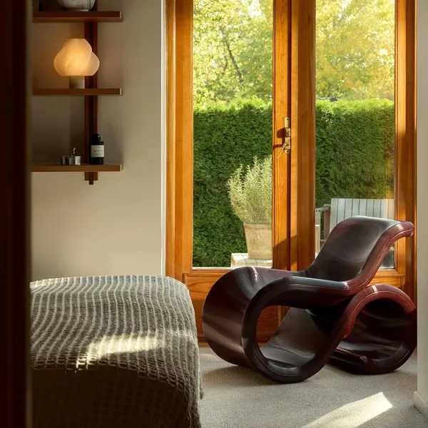 Crème Atelier Éclair Armchair Cherry