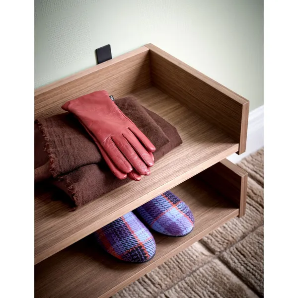 Gentle Shoe Shelf Walnut
