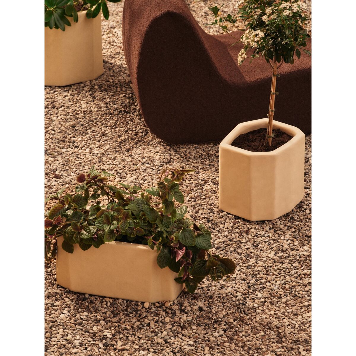 Staffa Planter H36 Ivory