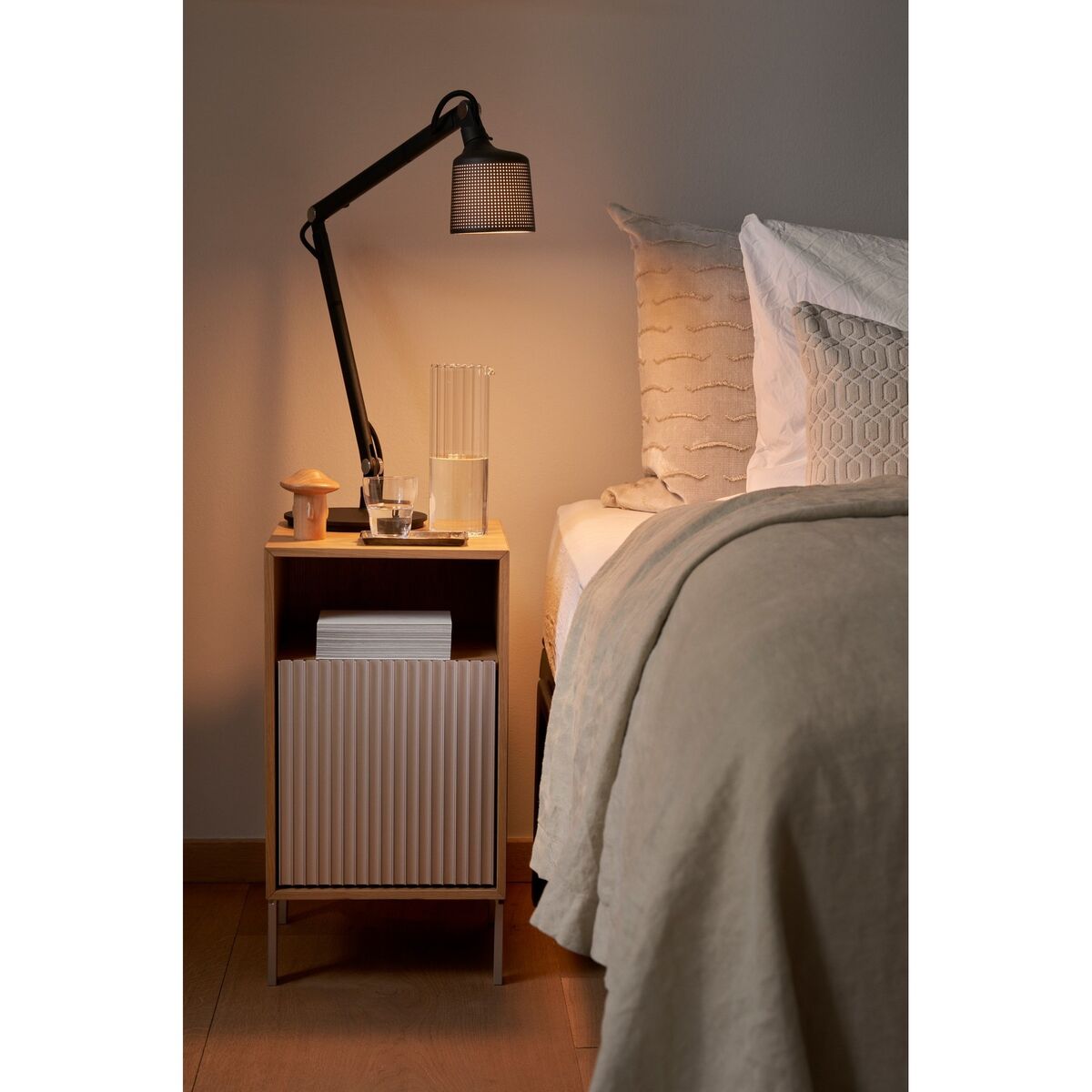 672 Bedside Table Light Oak