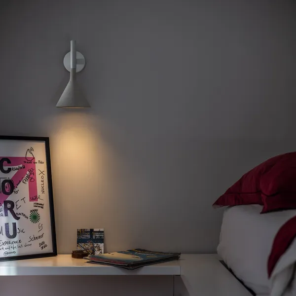 Aplomb Mini Wall lamp White