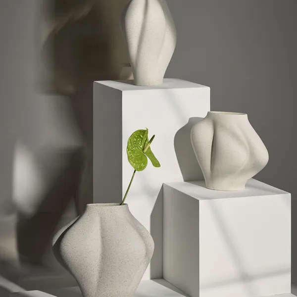 SALTARE Vase Ø13,8 Helltaupe