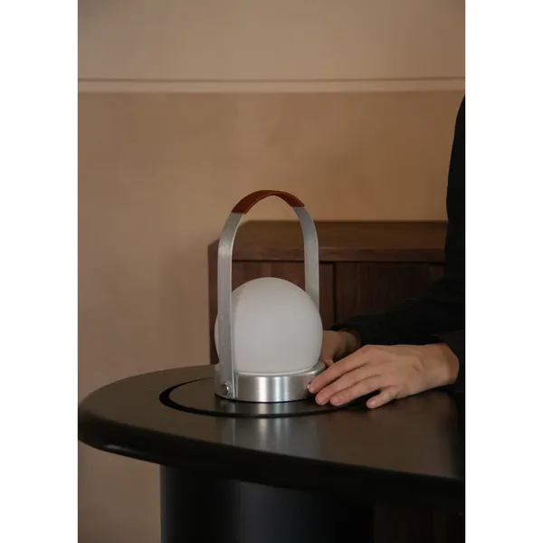 Lampada Portatile Carrie Alluminio Spazzolato /Pelle