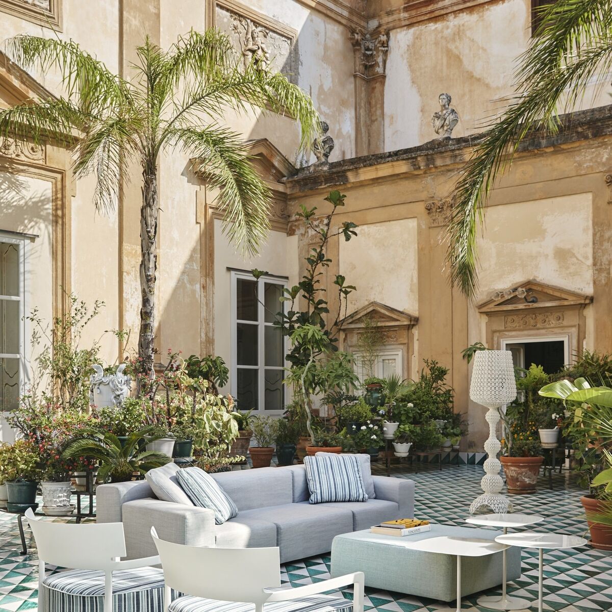 CARA MAT Outdoor Armchair White/ Burgundy