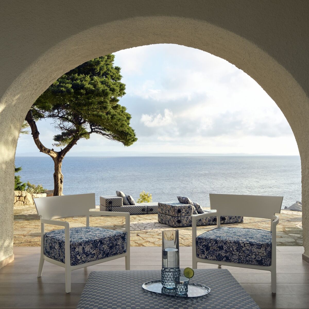 CARA MAT Outdoor Armchair White/Sage