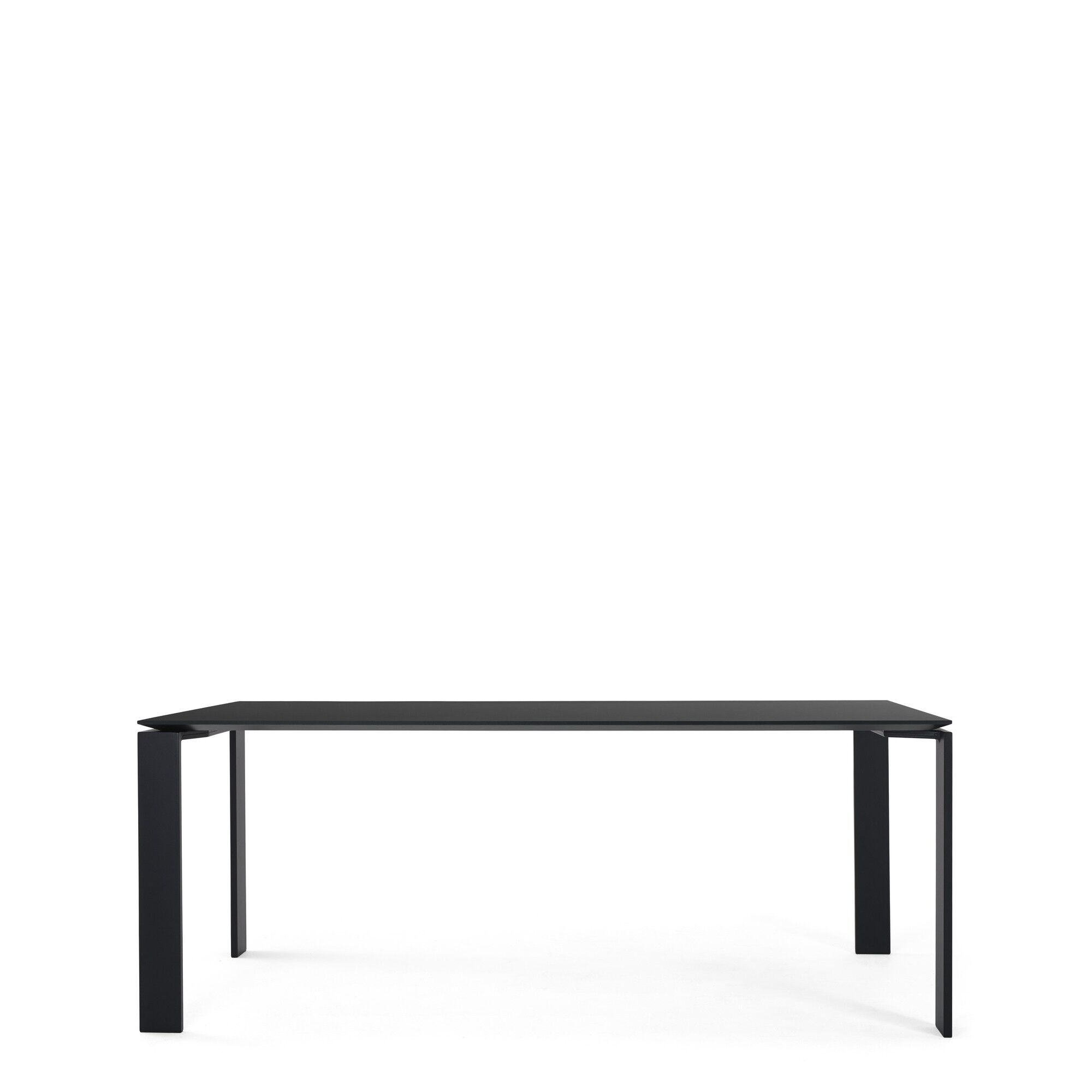 FOUR Soft-Touch Skrivebord 190x90 Sort