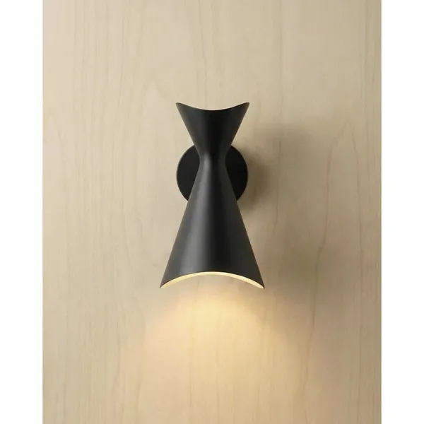 NINOTCHKA 125 Wall Lamp Black