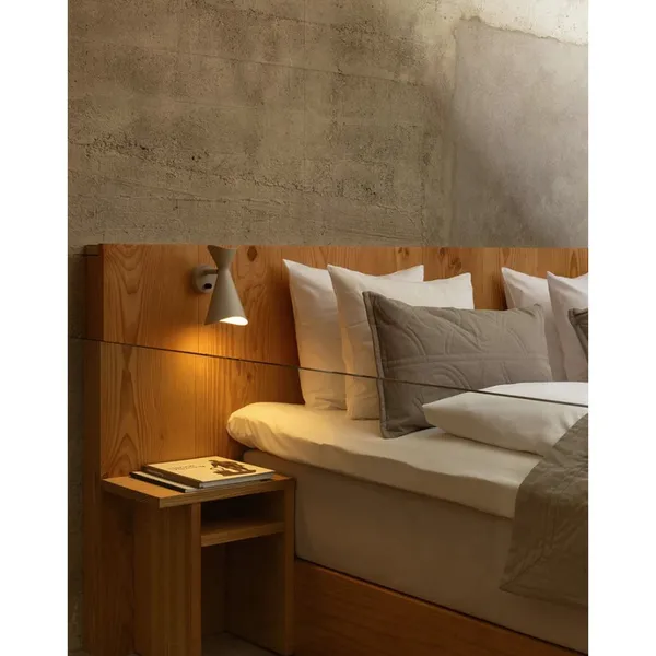 NINOTCHKA 125 Wall Lamp Black