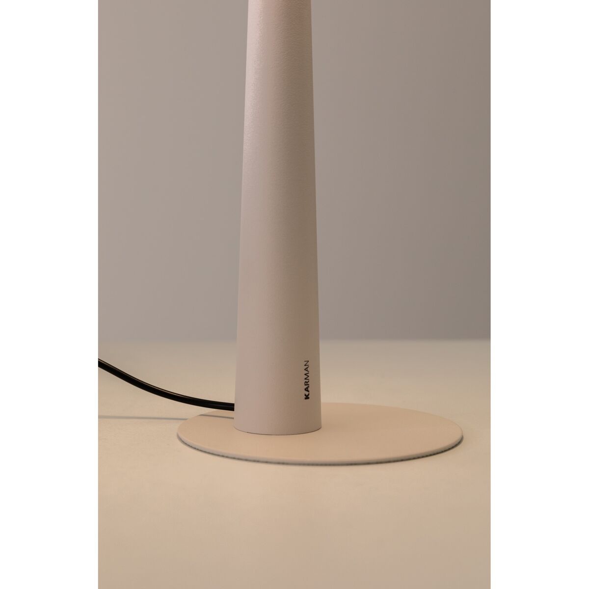 Papiria Table Lamp Matt White