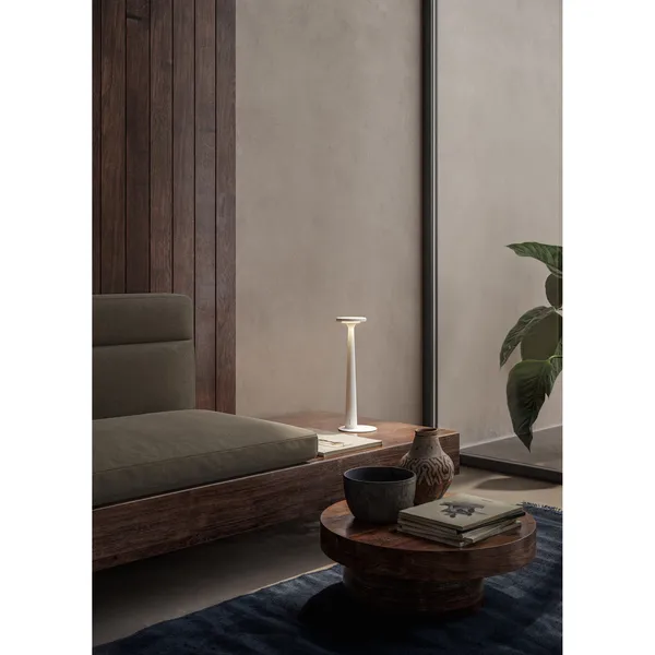 Papiria Table Lamp Matt Red