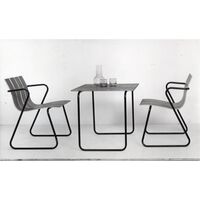Ocean Tisch 70x70 cm Staubblau