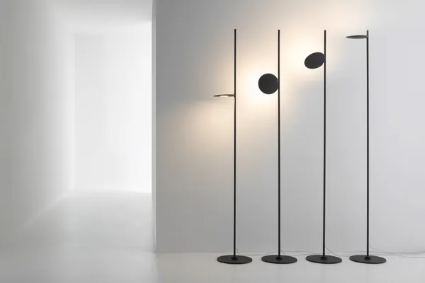 Kimia Gulvlampe Black 9005