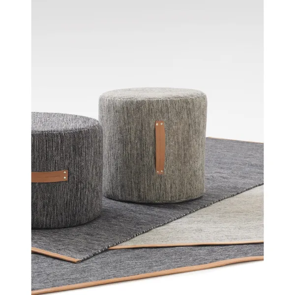 Björk Pouf Grau