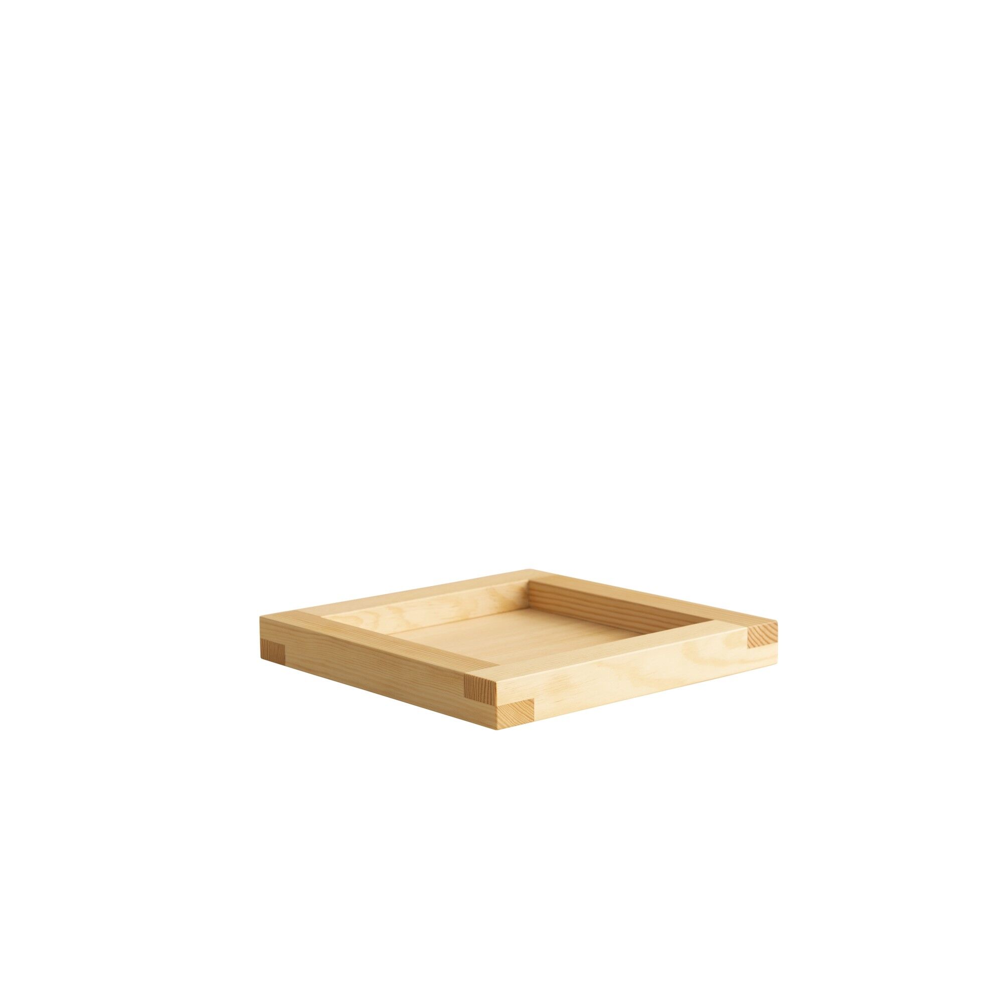 009 Bakke Firkantet Pine