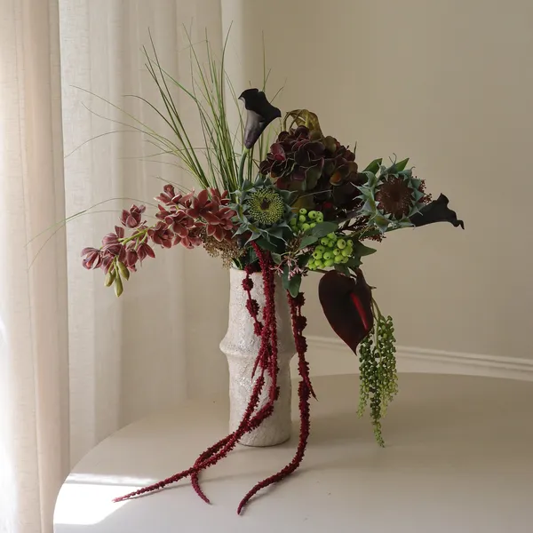 Woodland Nocturne Bouquet Burgundy