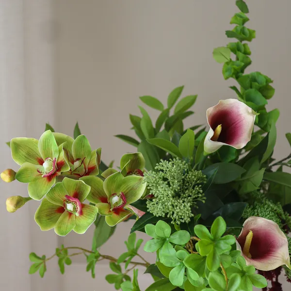 Wild Grove Bouquet Green
