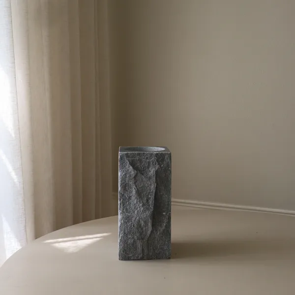 Edge Vaas Large Grey Cartier