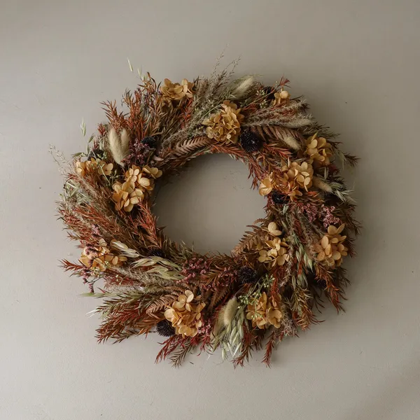 Baby’s-Breath Wreath Yellow