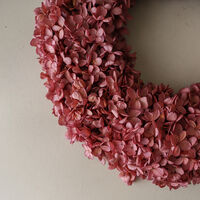 Hydrangea Wreath Rose