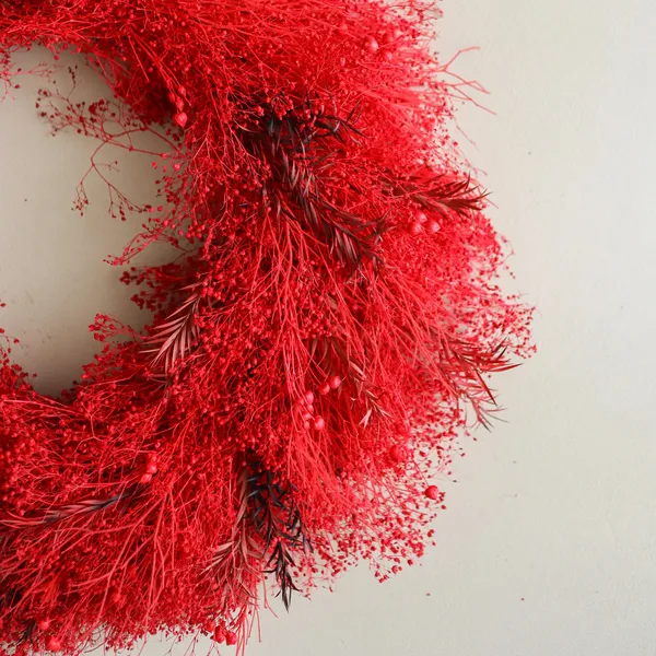 Grove Wreath Red