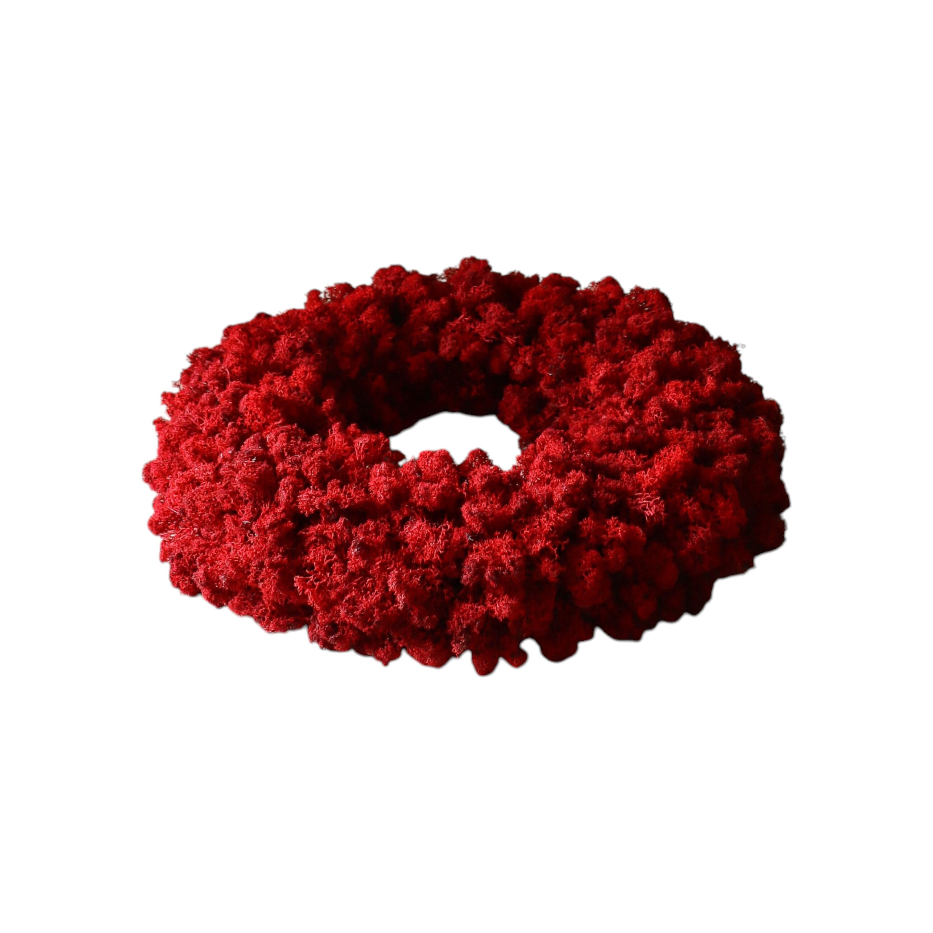 Moss Wreath Red