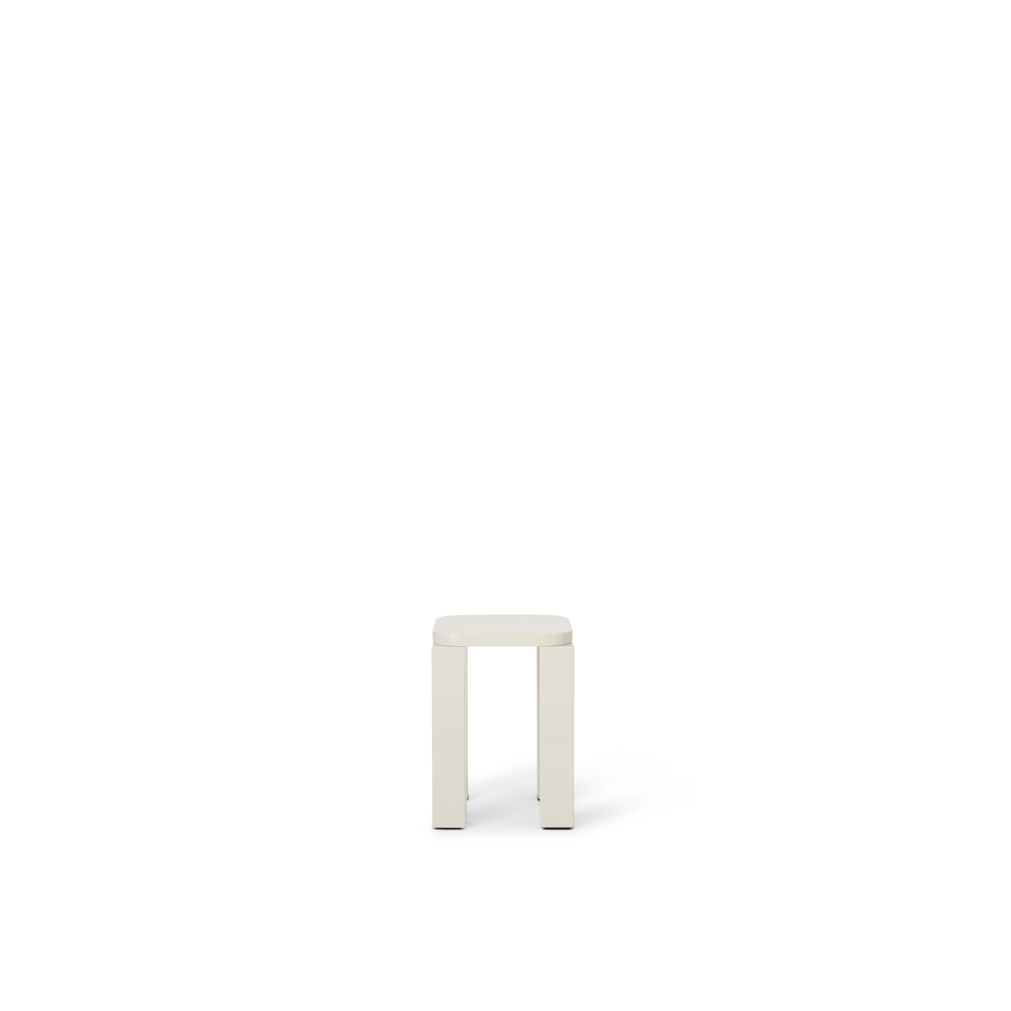 Atlas Stool Creme