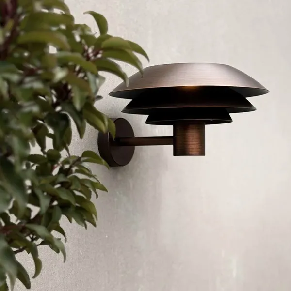 Dyberg Larsen DL31 Exterior Cobre Antiguo – Foco de pared — imagen 2