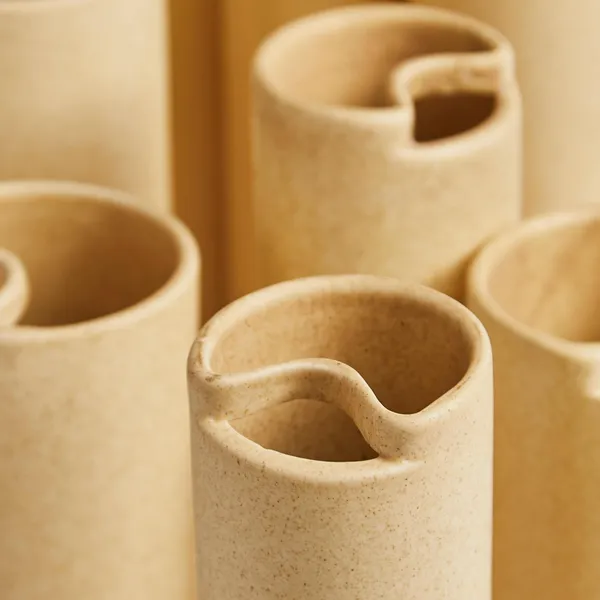 Flowr Vase H26 Sand