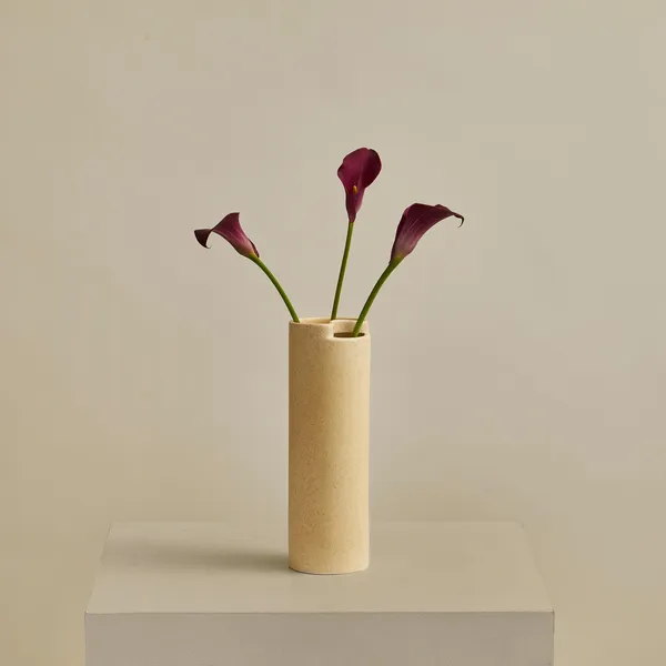 Flowr Vase H26 Sand