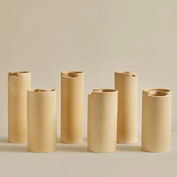 Flowr Vase H26 Sand