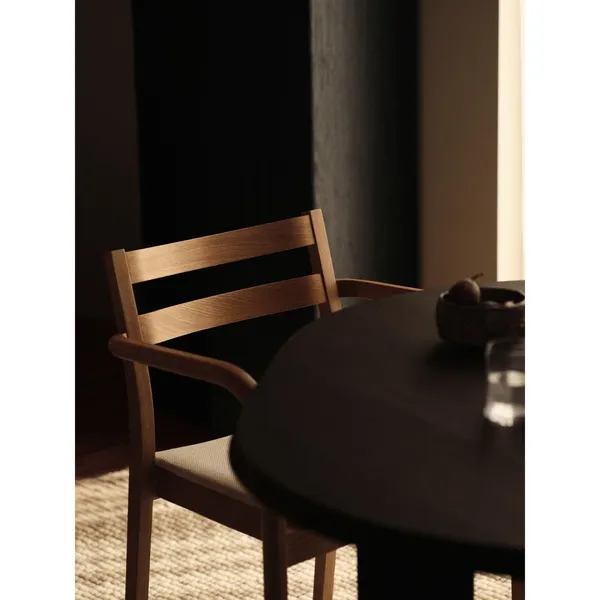 Boda Dining Chair With Armrests Upholstered Staple Natural Oak/Off-White