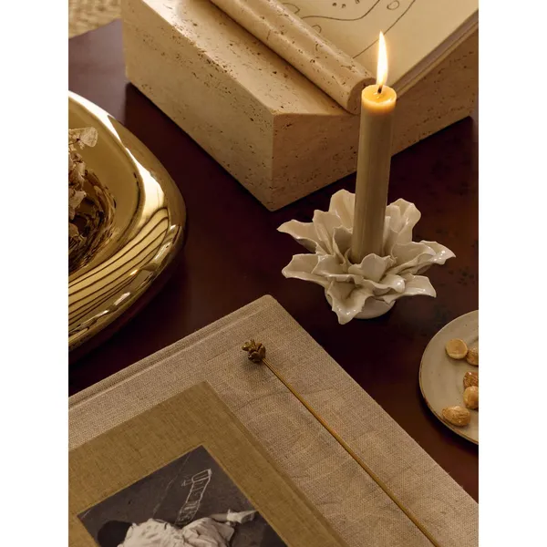 Holly Leaf Candle Holder Off-White