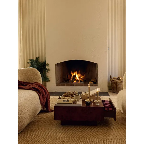 Holly Leaf Candle Holder Off-White