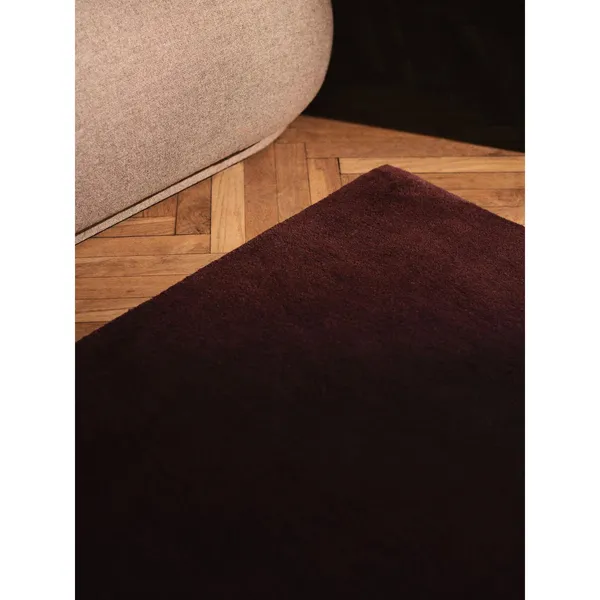Stille Getufteter Teppich 140x200 cm Dark Pecan