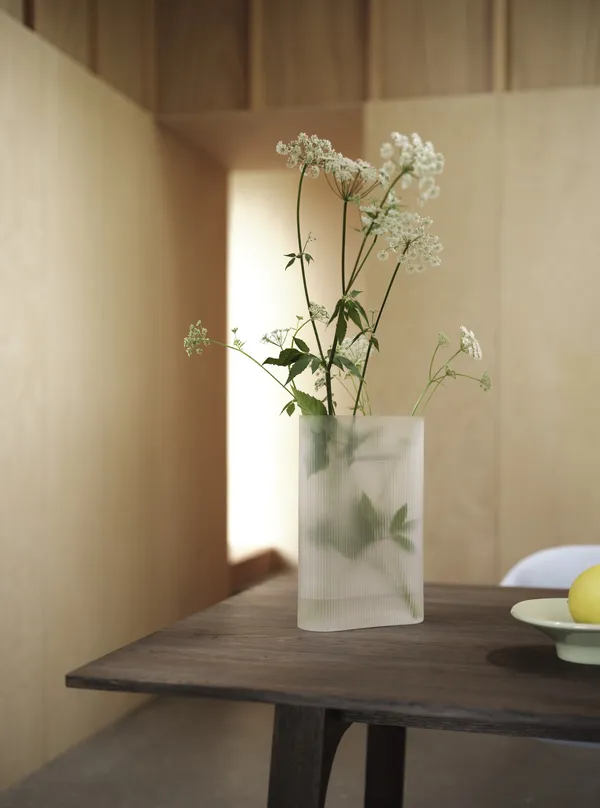 Ridge Vase H48.5 Light Orange