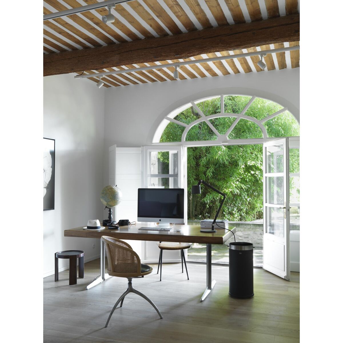 52 Office Bin Black