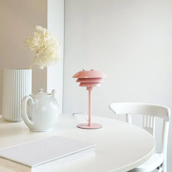 Sixteen Bordlampe Lyserød