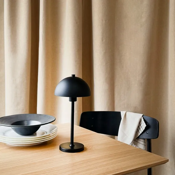 Borås Bordlampe Sort