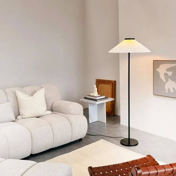 Plissé Gulvlampe Sort/Off White