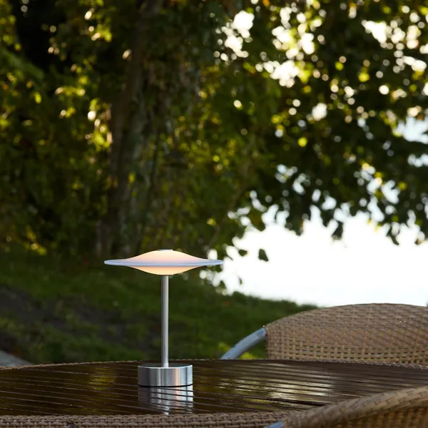 Sinus 22 Transportabel Lampe Stål