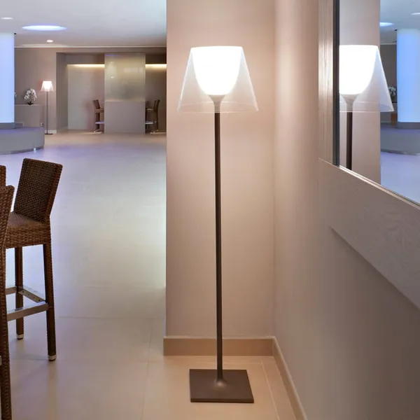 KTribe F3 Lampada Da Terra Trasparente