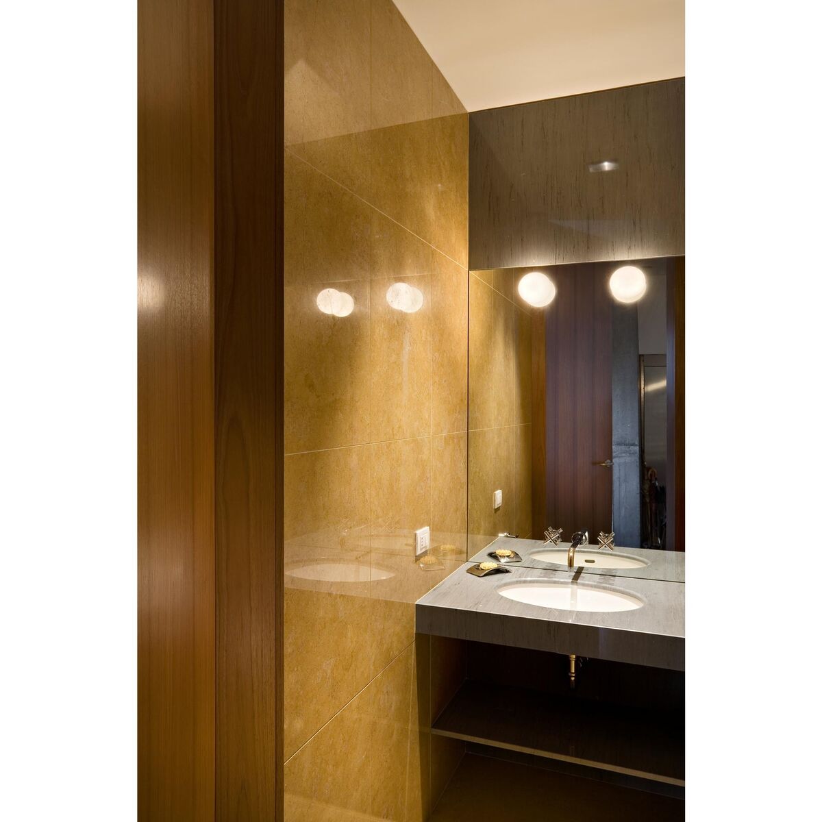 Glo-Ball Mini C/W Wall and Ceiling Lamp