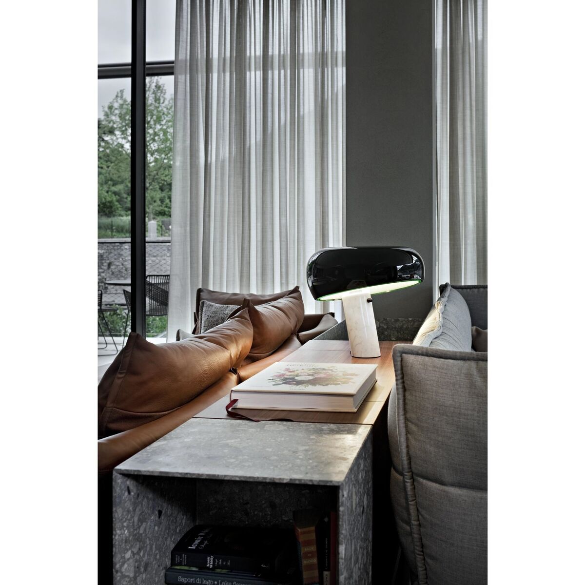 Snoopy Table Lamp Black