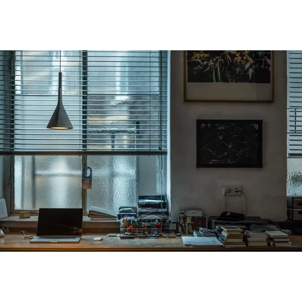 Aplomb Pendelleuchte Grau