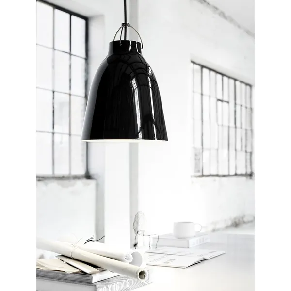 Caravaggio Pendant P2 Black