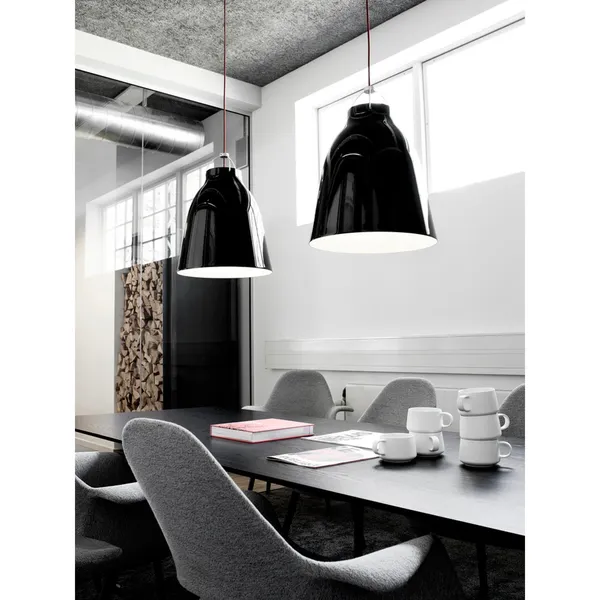 Caravaggio Pendant P3 Black