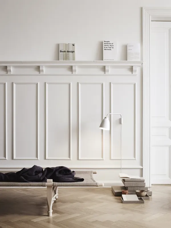 Caravaggio Read Wall Lamp White